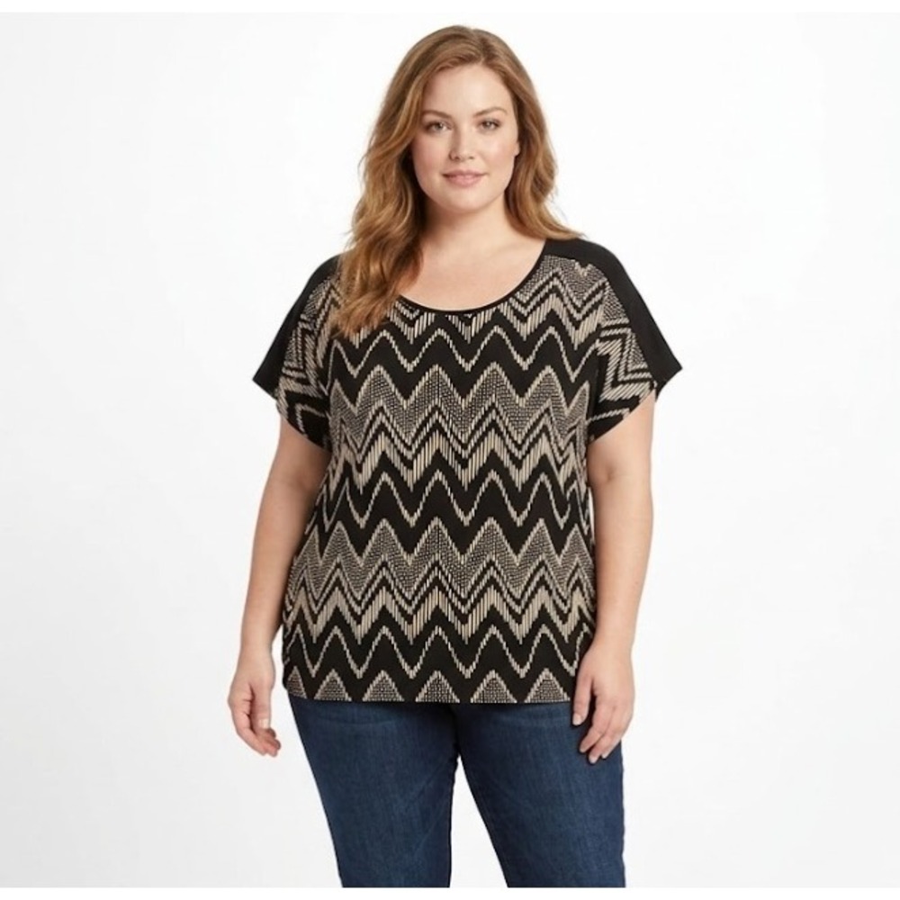 New Naif Top size 3X Black Tan Chevron Stretch Comfy Side Ruched Blouse